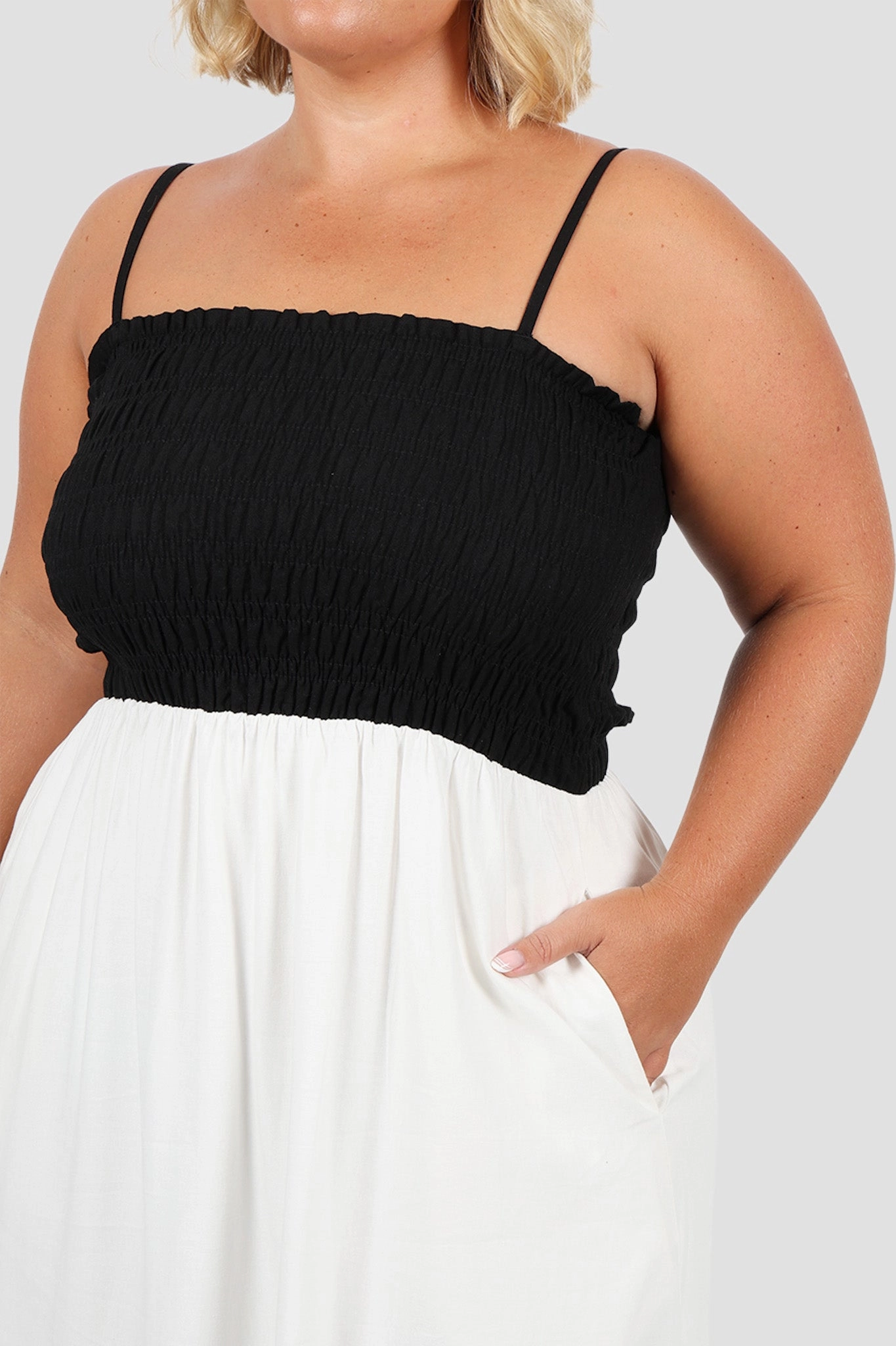 RILORA DRESS B&W ComfortFitDesign Silky texture