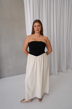 VELLA DRESS NEUTRAL/BLACK Sleek Flow