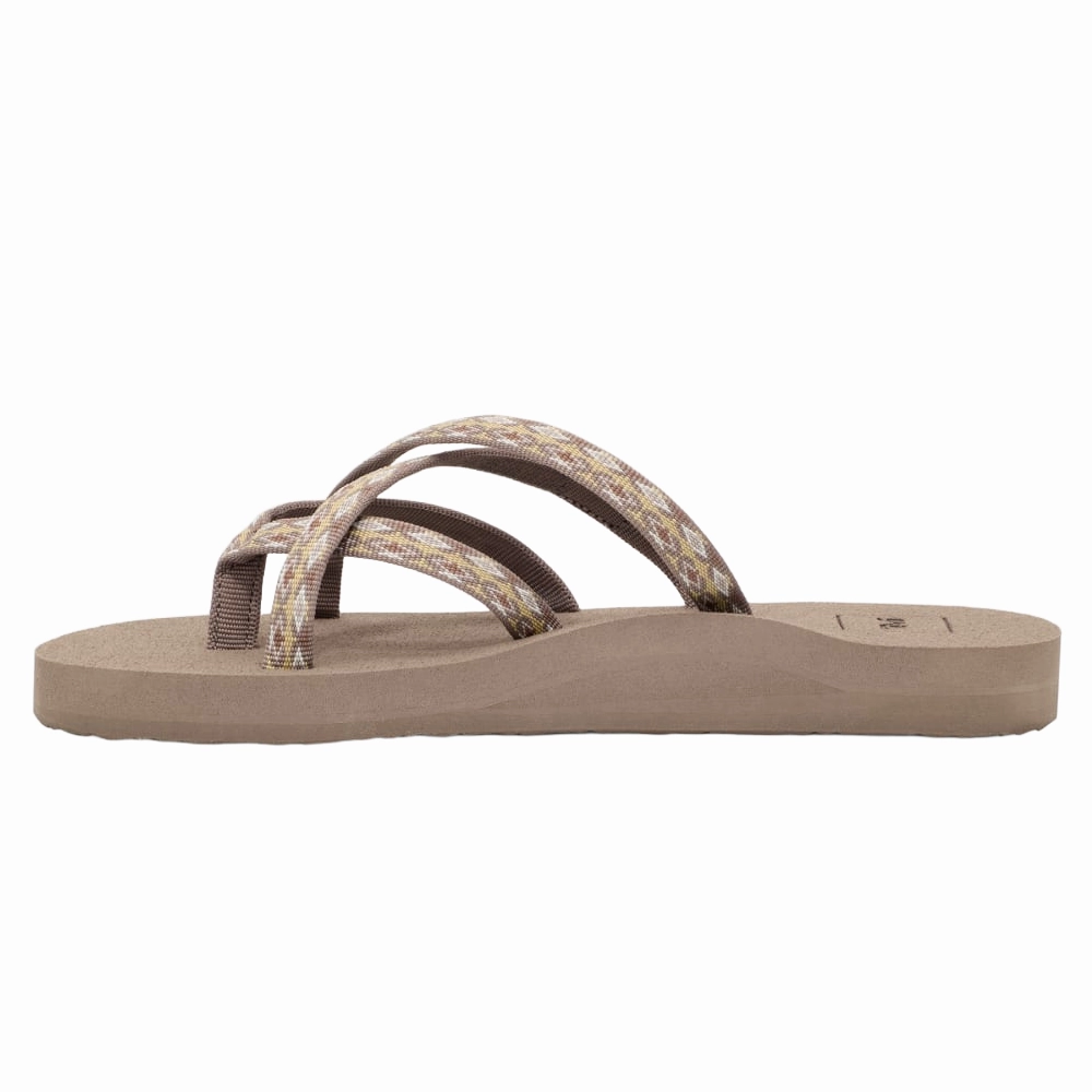 Outfit Boost Teva Women's Olowahu Sandal - Kaleidoscope Neutral
