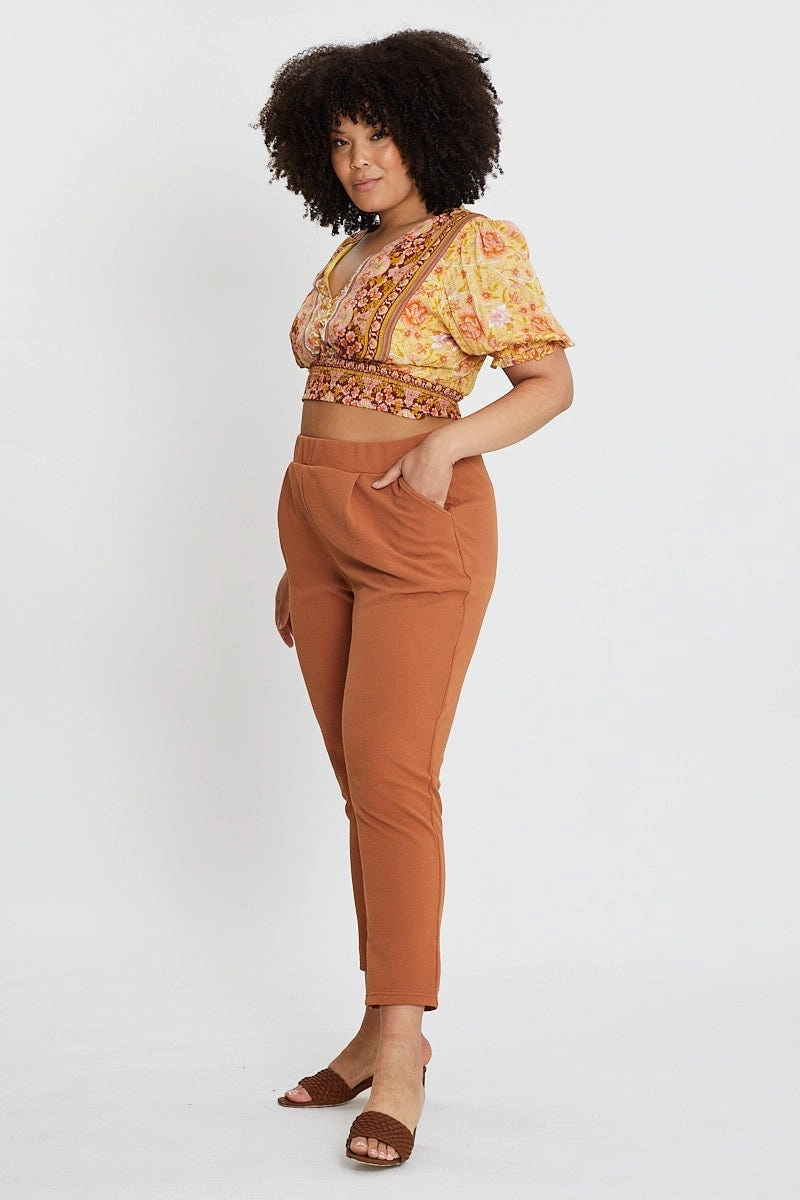 Beige Mid Rise Black Slim Pants High Stretch Fit