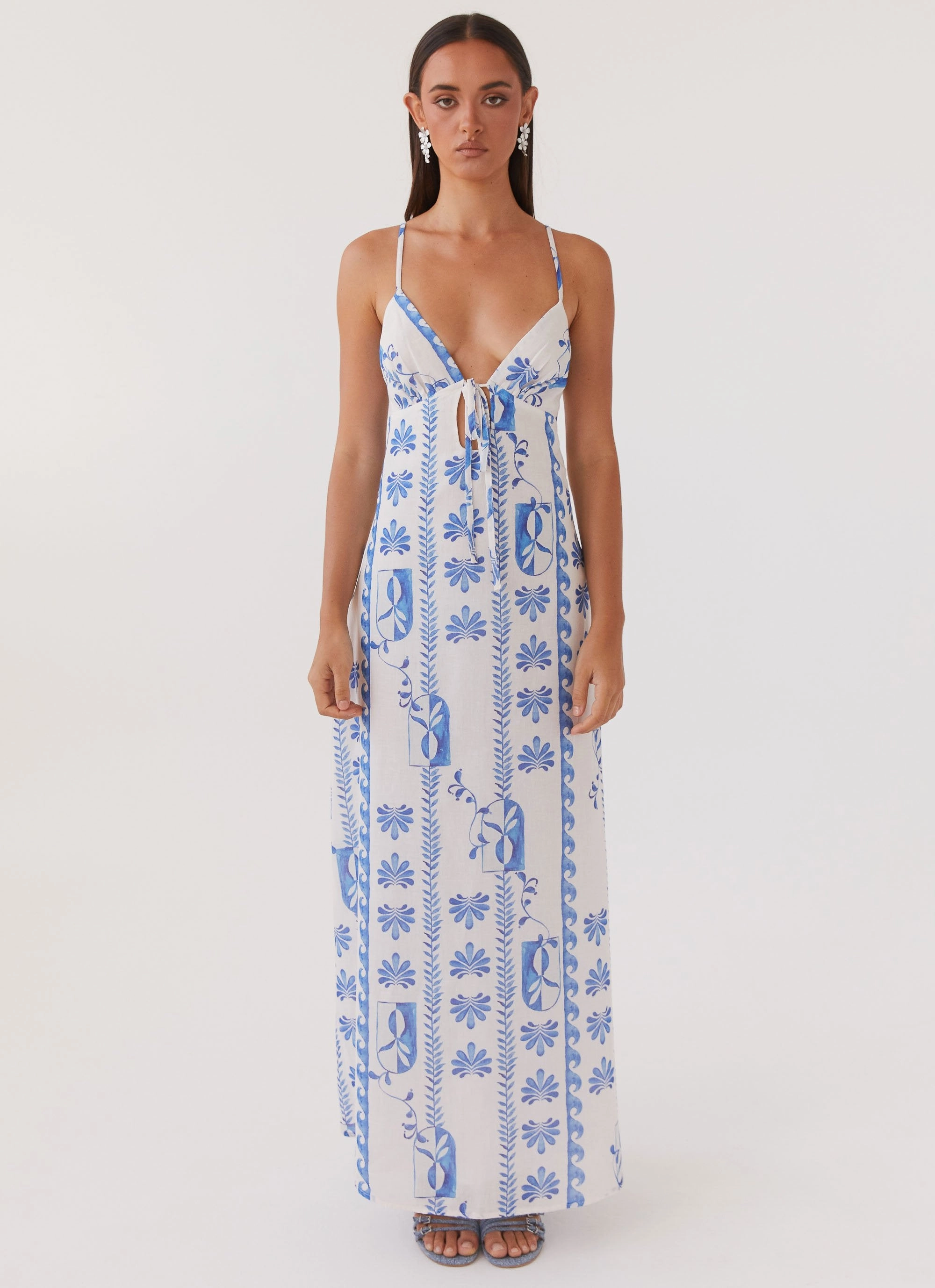 Chic Fit Flora Linen Maxi Dress - Floral Wave