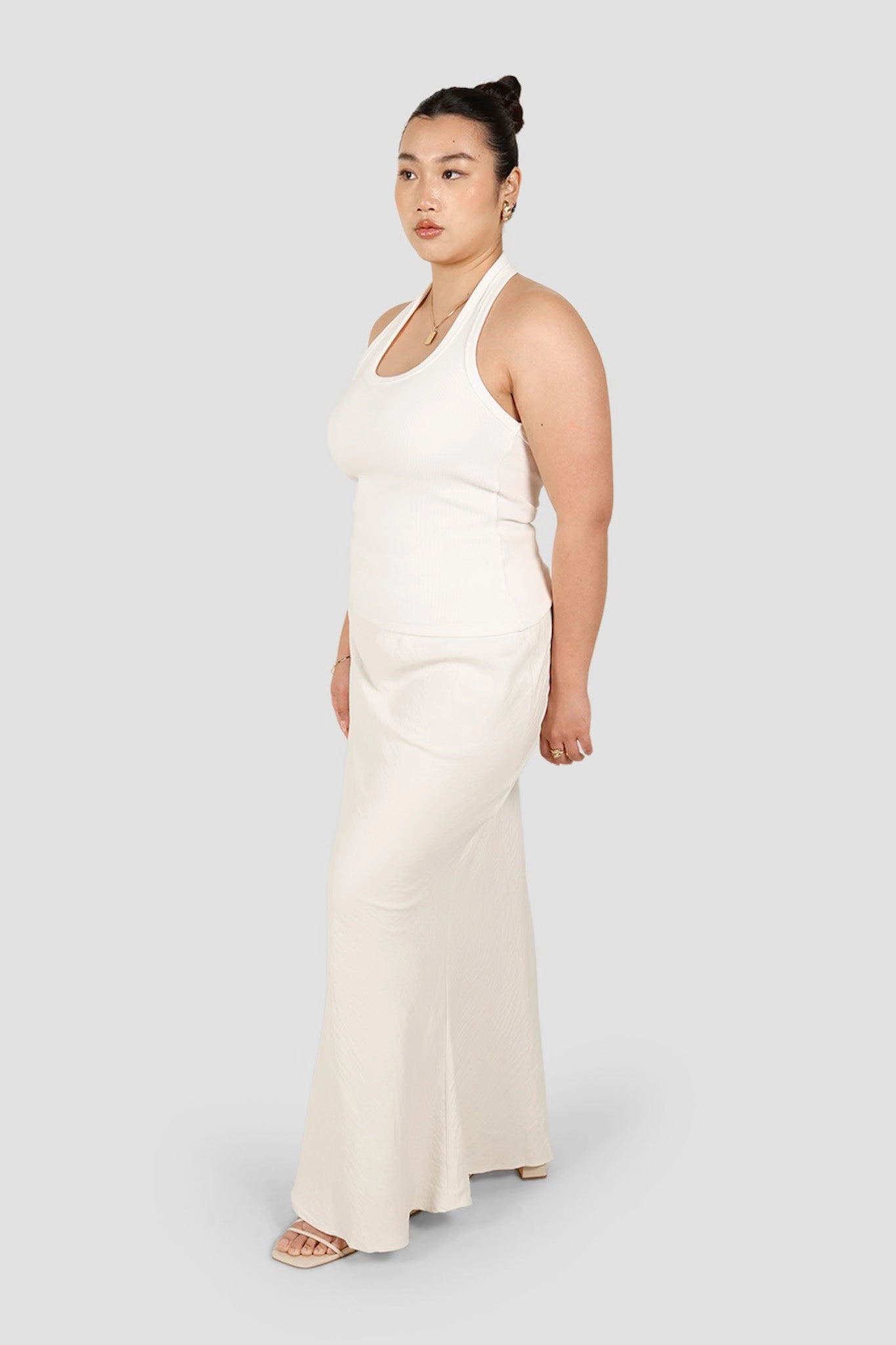 INDI SKIRT PEARL Sporty Edge Modern Details