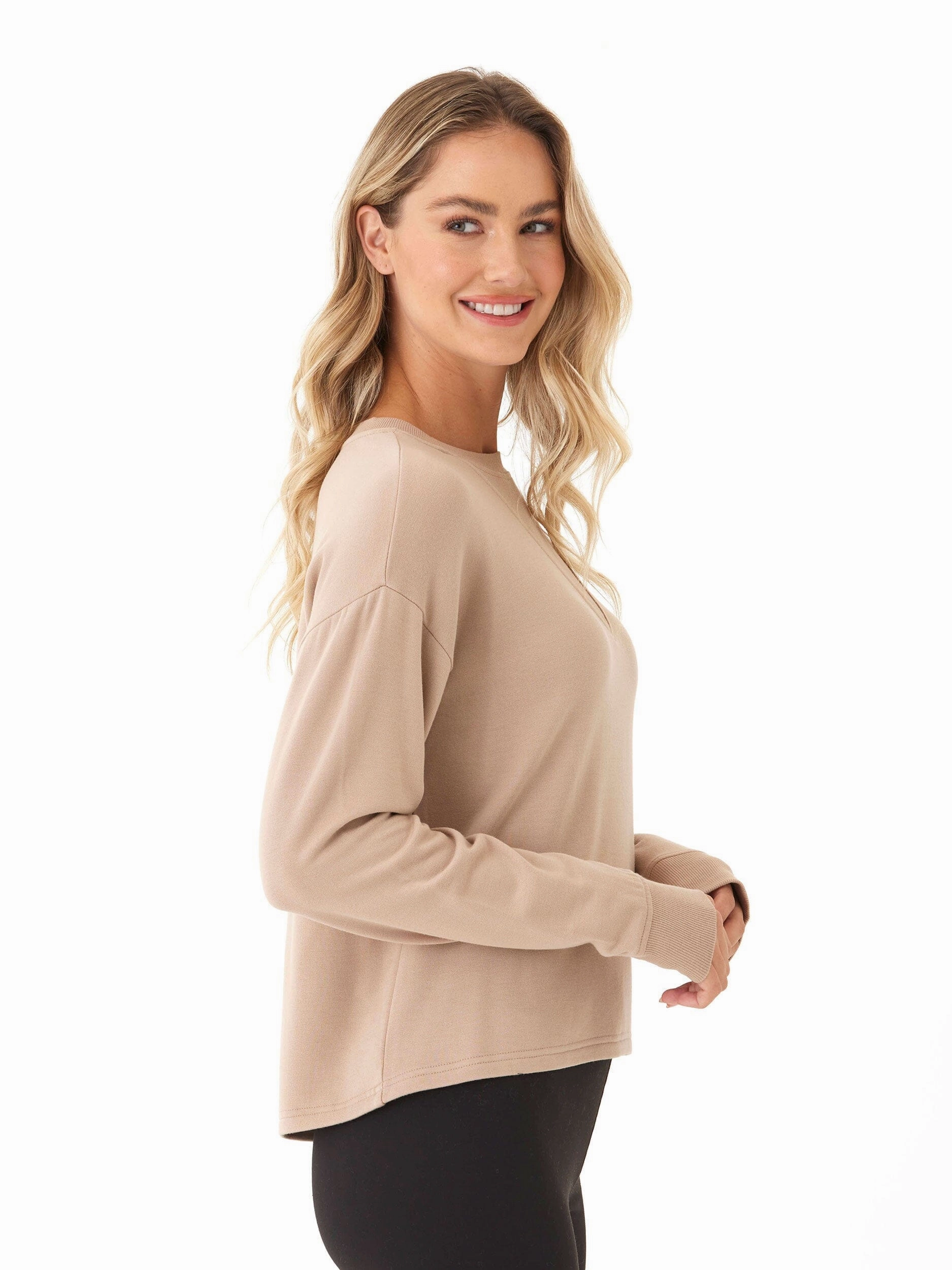 Street Ready Comfy Layers Darby Feather Fleece Panel Pullover
