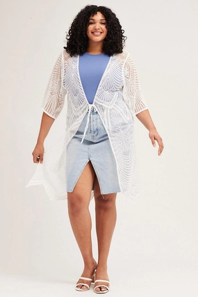 Low Profile Insulation White Long Sleeve Crochet Oversized Cardigan