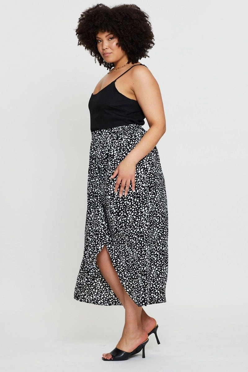 All Day Comfort Geo Print Midi Skirt Ruchedd