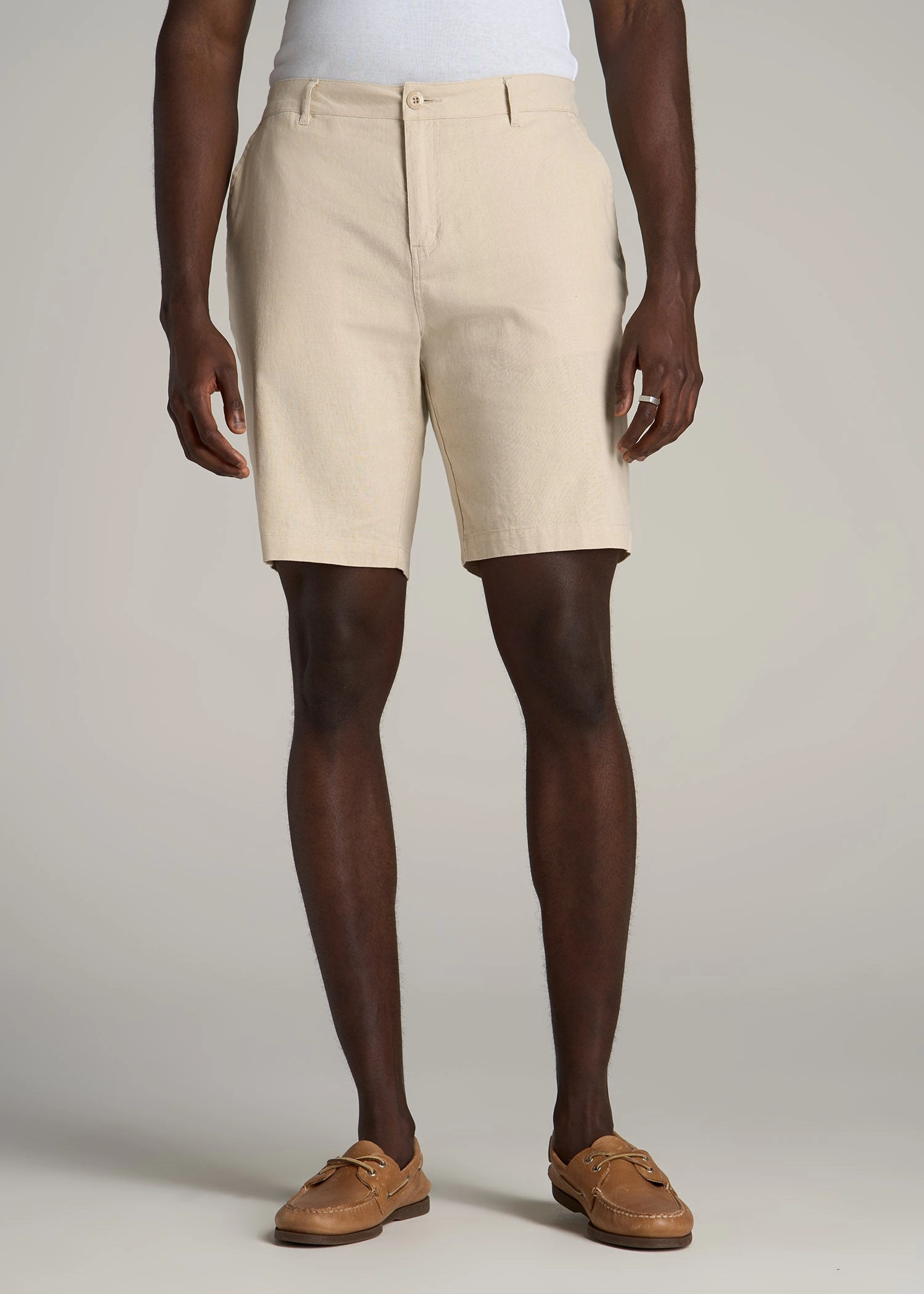 Functional Waist Linen Shorts For Tall Men in Sandstone