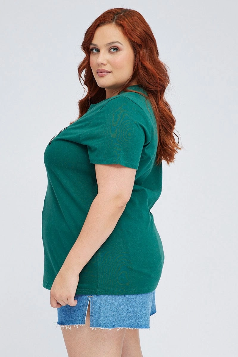 Green Graphic T-shirt Short Sleeve Crew Neck Reinforced Shoulder Seams Sleek Fit