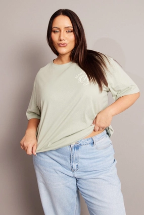 Cozy Layer Effortless Wearable Green Graphic T-shirt Short Sleeve Crew Neck