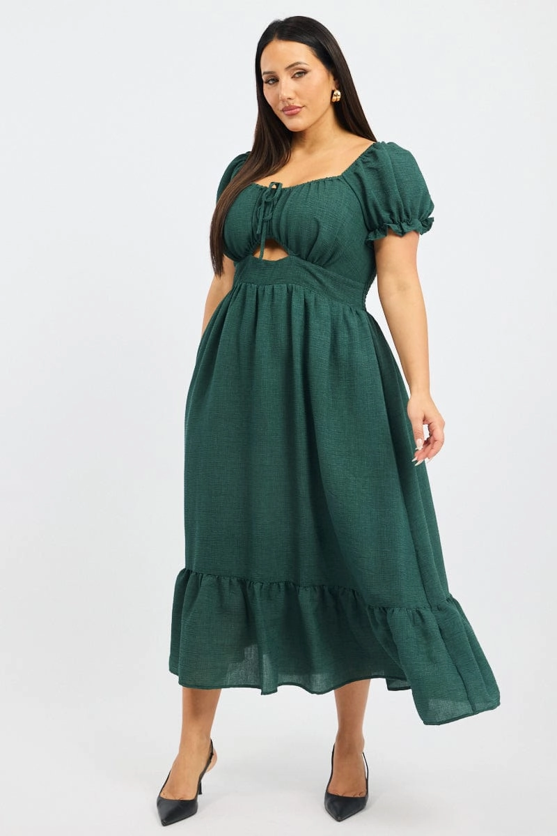 Signature-Style museum visit Green Midi Dress Short Sleeve Cut Out Tiered