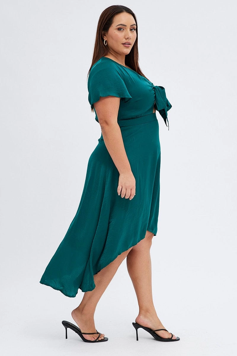 Embroidered Fabric Green Midi Dress Short Sleeve Tie Back Satin