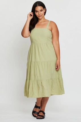 Green Midi Dress Square Neck Sleeveless Standout Feature