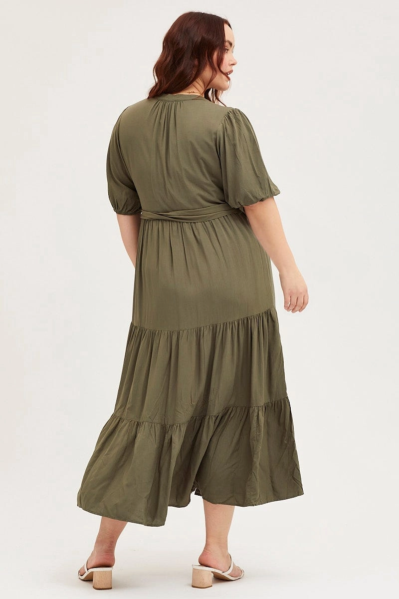 Green Short Sleeve Black Collared Button Midi Dress Seamless Finish Relaxing Style
