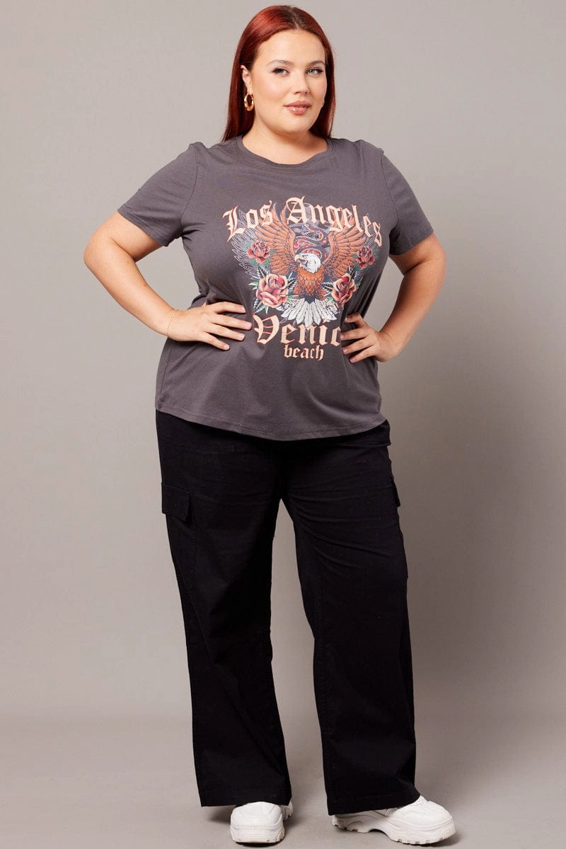 Grey Graphic T-shirt Short Sleeve Crew Neck Chic And Comfortable Flexible Shoulder Seams