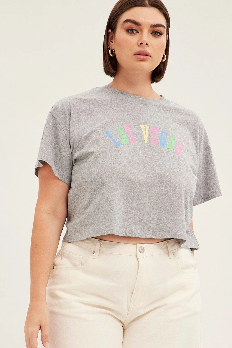 Elegant and Relaxed Grey Graphic T-shirt Short Sleeve Rainbow Las Vegas