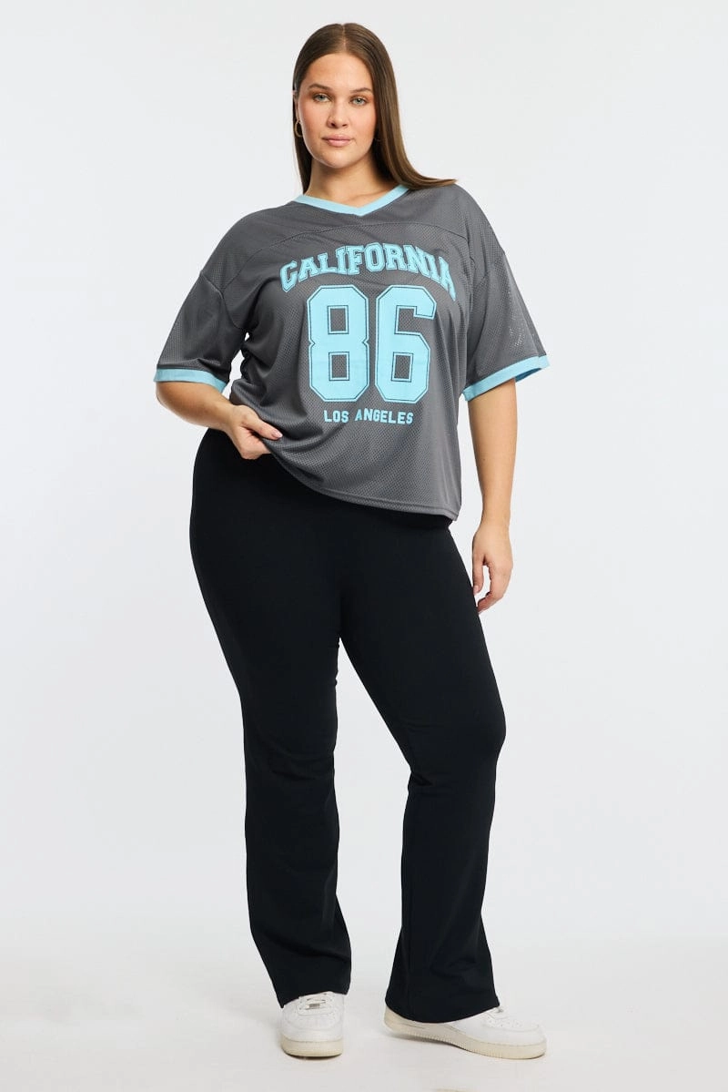 Grey Graphic T-shirt Short Sleeve V-neck Light Fit Wear