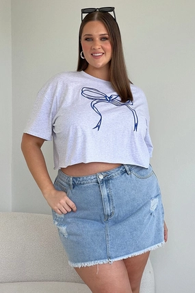 Grey Graphic Tee Short Sleeve Relaxed Fit Crew Neck Effortless Layer