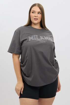 Timeless and Chic TaglessDesign Grey Graphic T shirt Short Sleeve Crew Neck