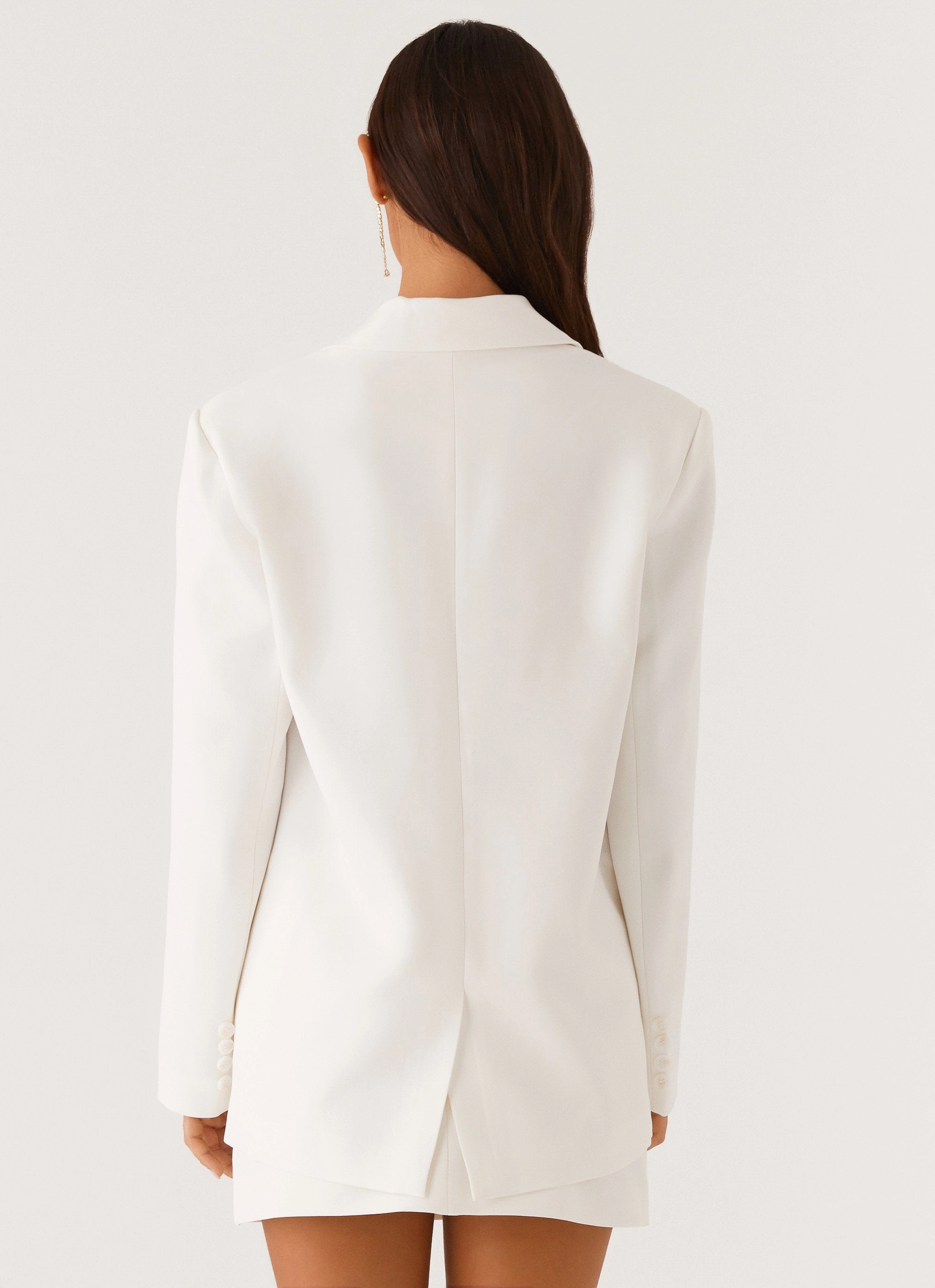 Compression Fit Technology Active Style Concrete Jungle Oversized Blazer - Off White