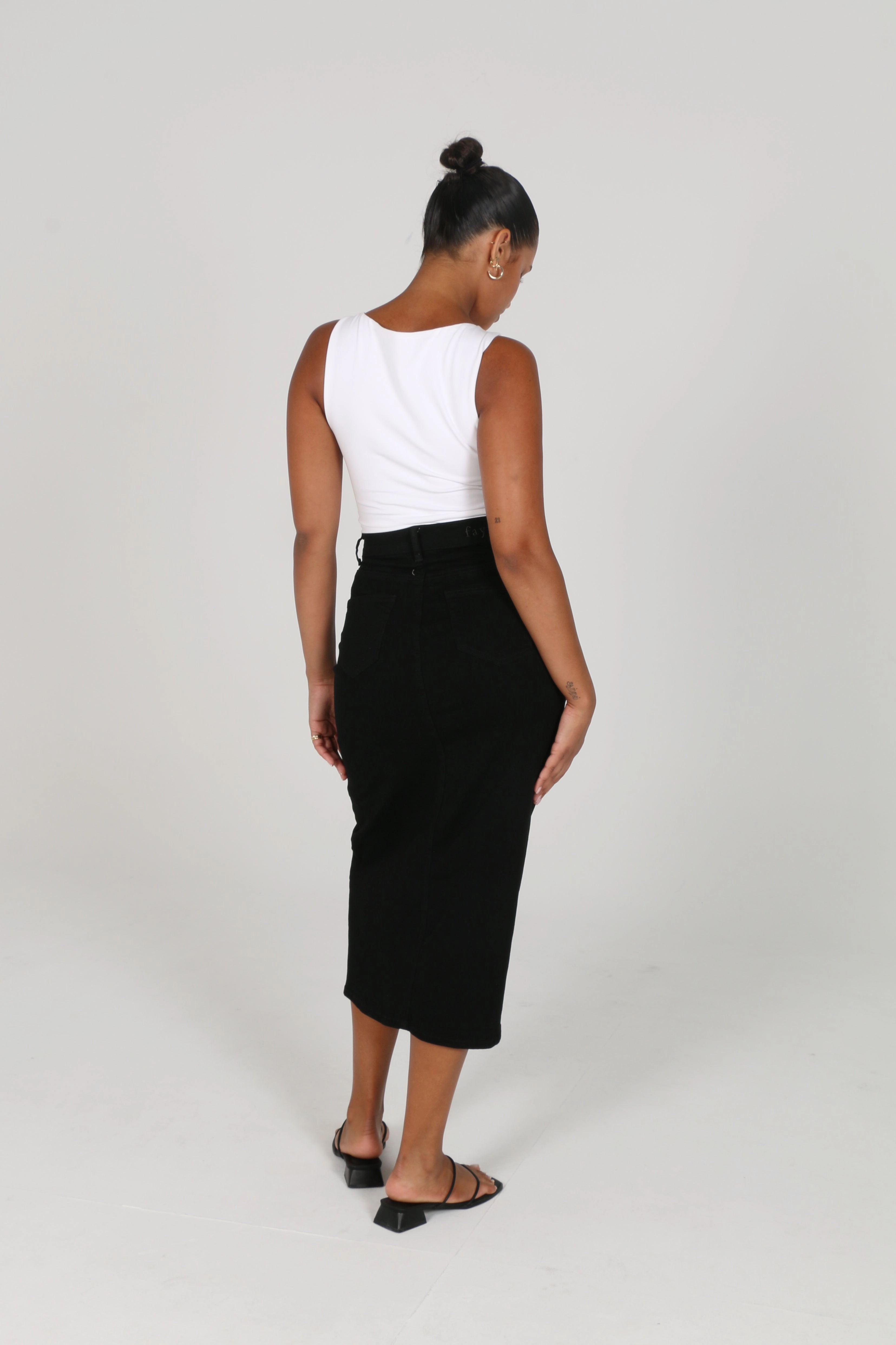 Luxury Trim Classic Touch HUDSON MIDI SKIRT BLACK