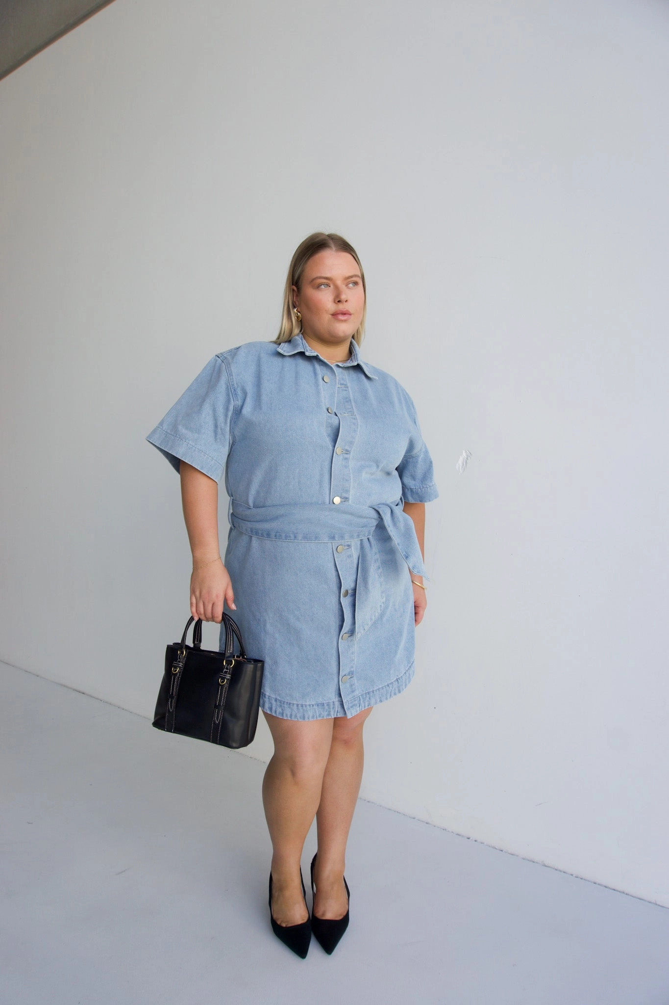 STERLING DENIM DRESS BLUE Tonal-Panel Piped-Edge