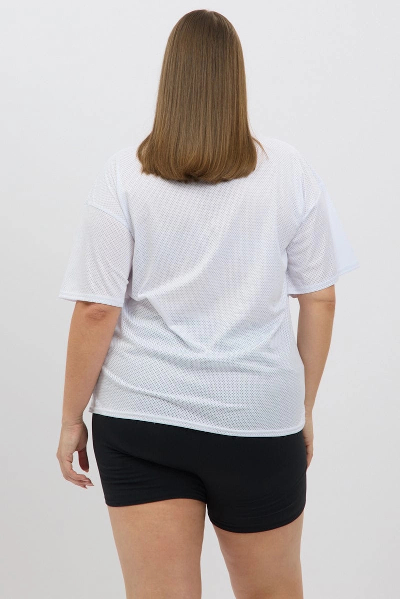 Elegant Detail AllSeasonWear White Graphic T Shirt Short Sleeve V Neck