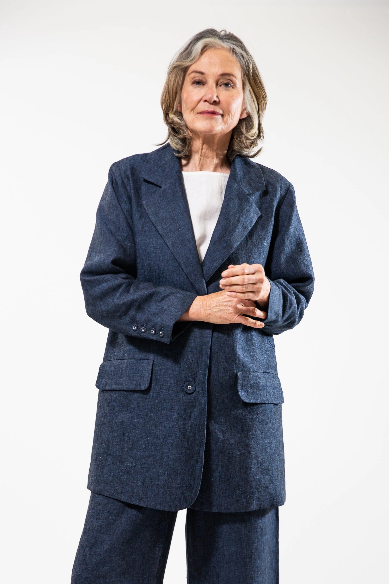 Izumi Blazer | Navy Wrinkle Free Exterior