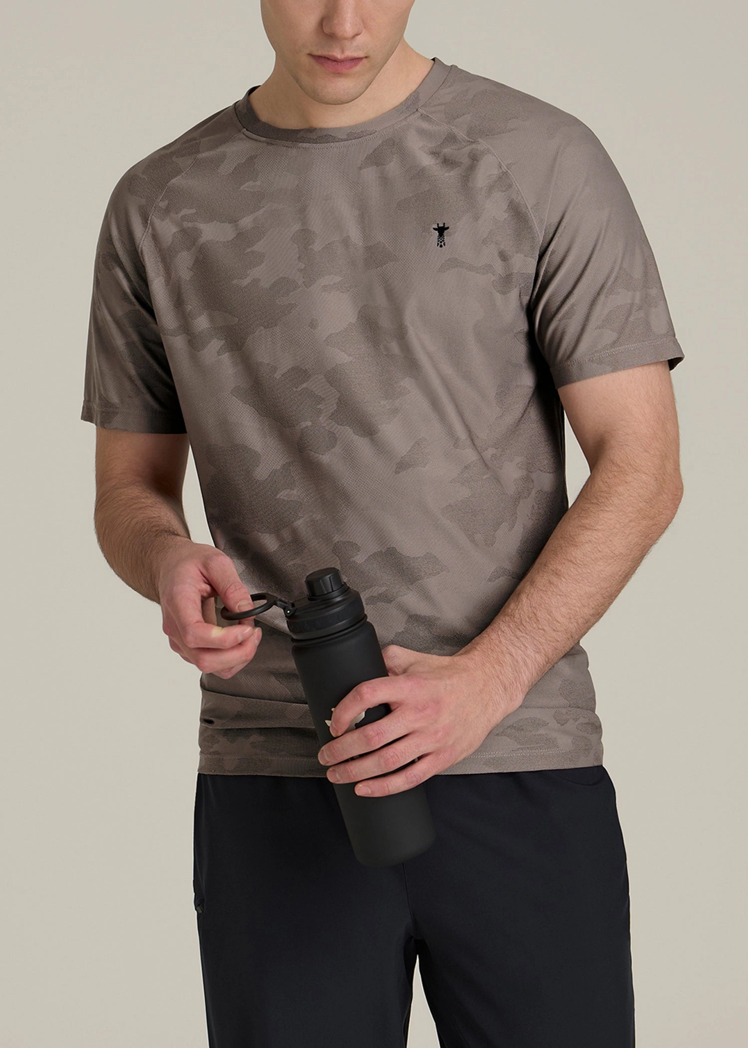 Retro design Double Layered Hem Reinforcement Jacquard Training T-Shirt for Tall Men in Portobello