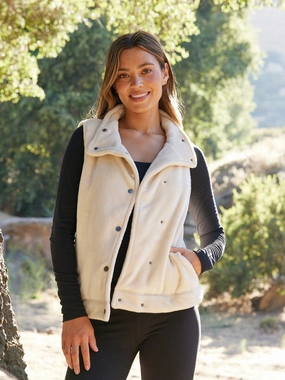 Kelsey Sherpa Vest Essential Style