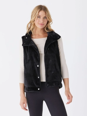 Kelsey Sherpa Vest Contoured Back Panel Trendy Must Have