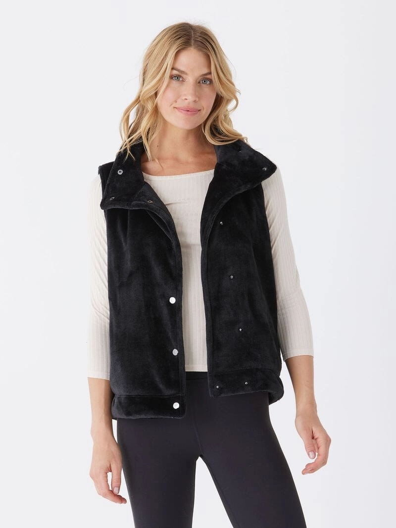 Kelsey Sherpa Vest Contoured Back Panel Trendy Must Have