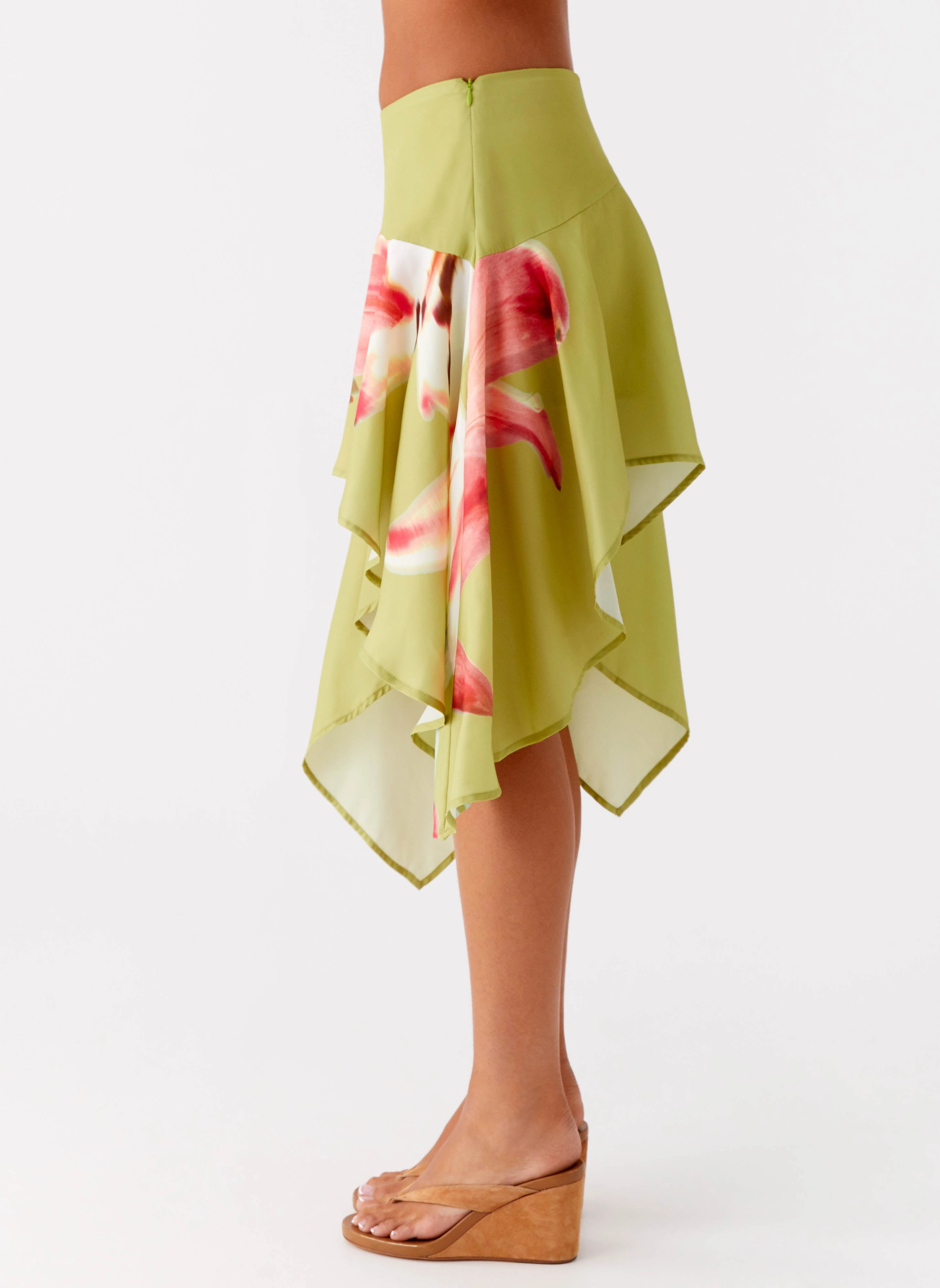 Hypoallergenic fabric Soft Finish Kia Low Rise Asymmetrical Midi Skirt - Jungle Floral