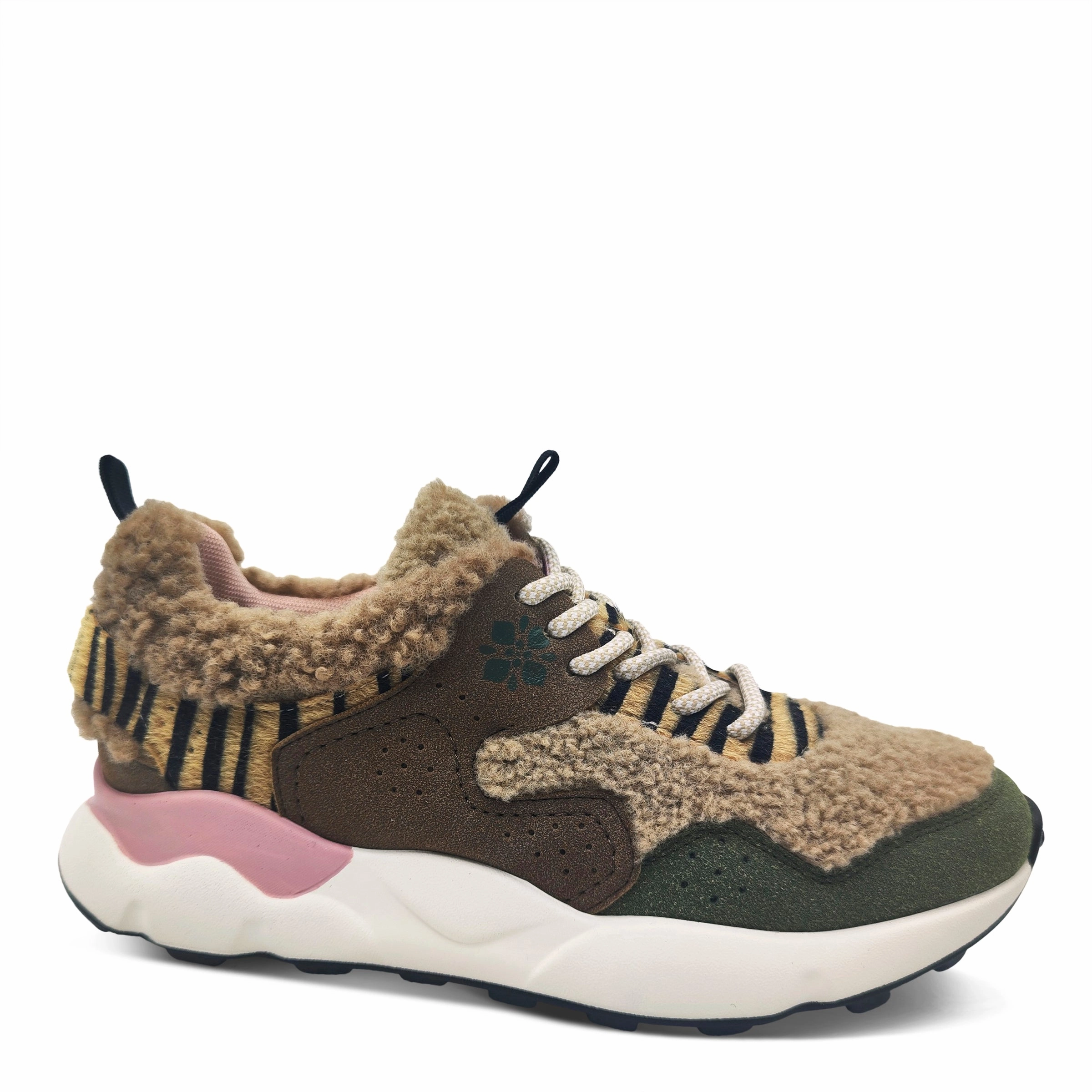 Business casual Chic Look Patrizia by Spring Step Women's Colormefun Sneakers - Beige Multi