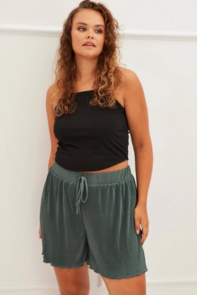 Casual Fit Design printed shorts Green High Rise Plisse Elastic Waist Shorts