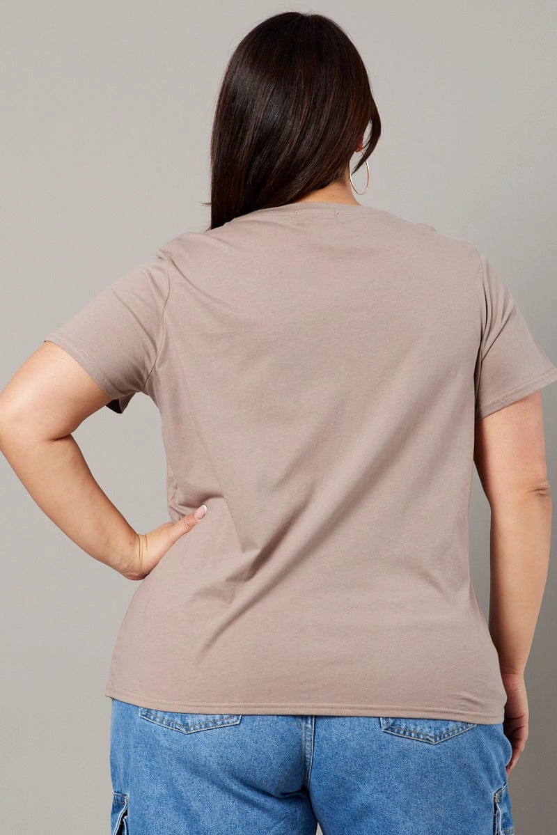 Brown Graphic T-shirt Short Sleeve Crew Neck Streetwear Style Compact Stitch Pattern