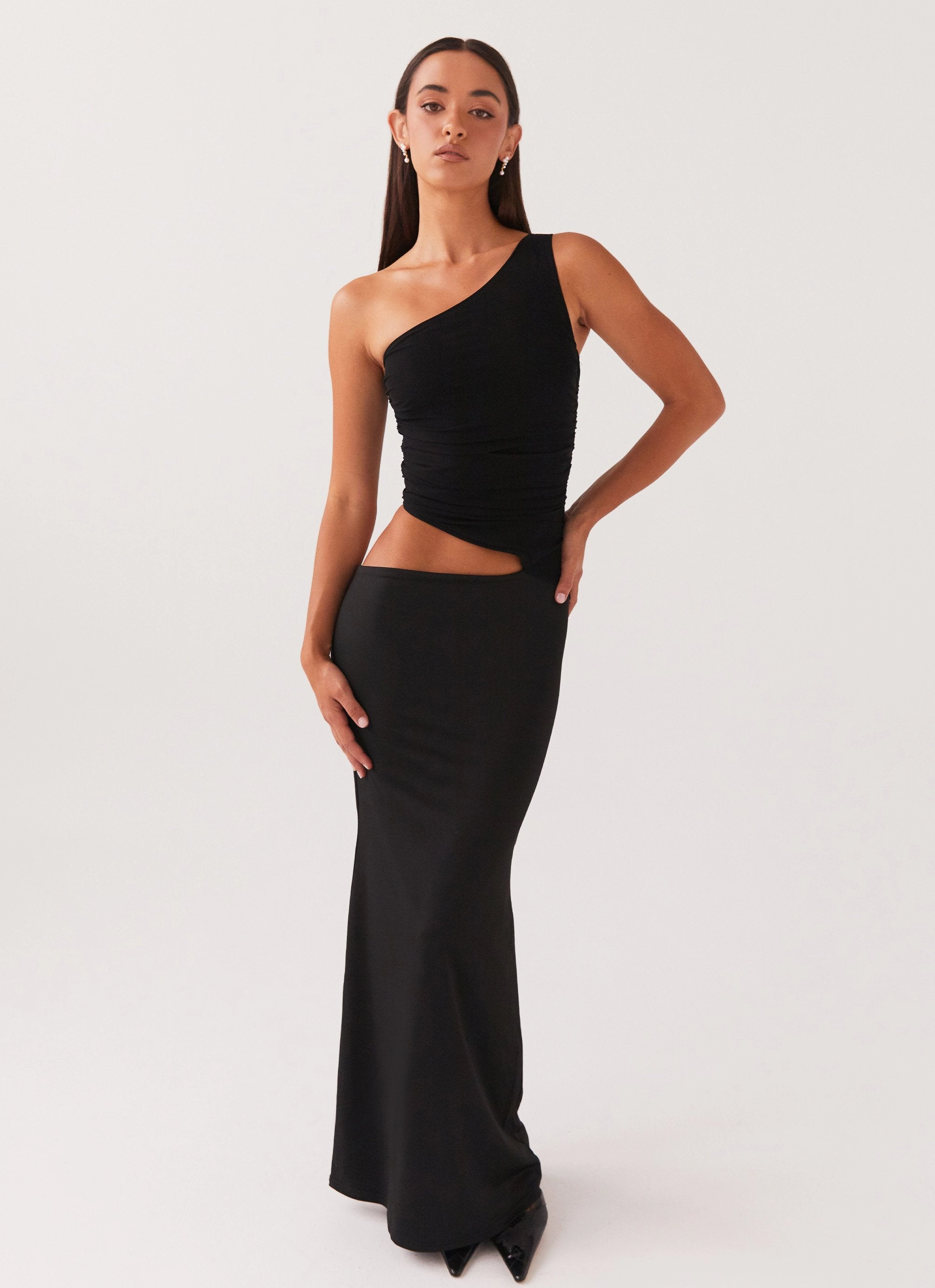 Slit-Hem Seranella One Shoulder Maxi Dress - Black