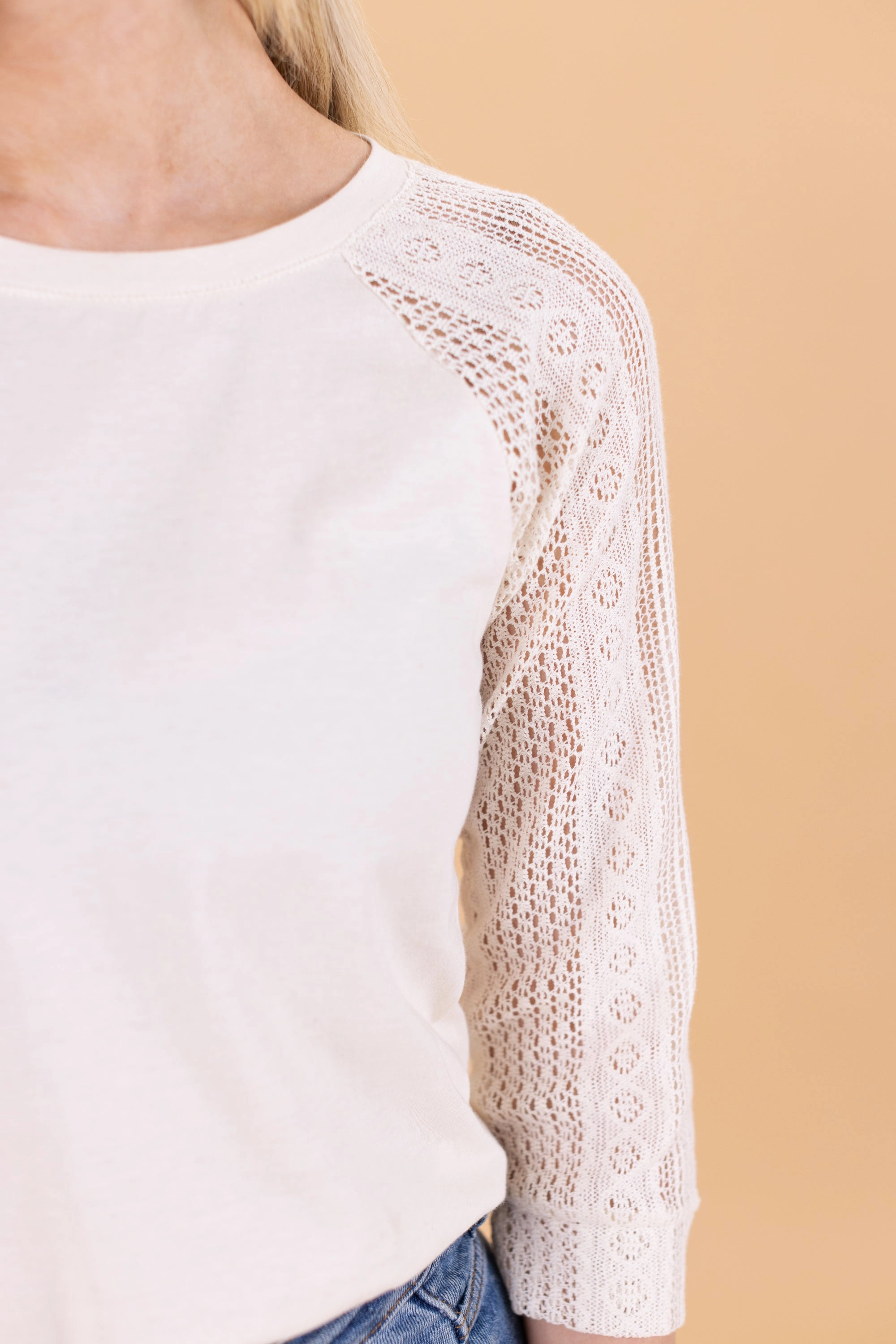 Top Eleven Creme EthicallySourcedMaterial NeutralPalette