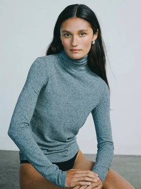 Stylish Casual Marianne Turtleneck, Regen Silk Noil Jersey, Charcoal Heather