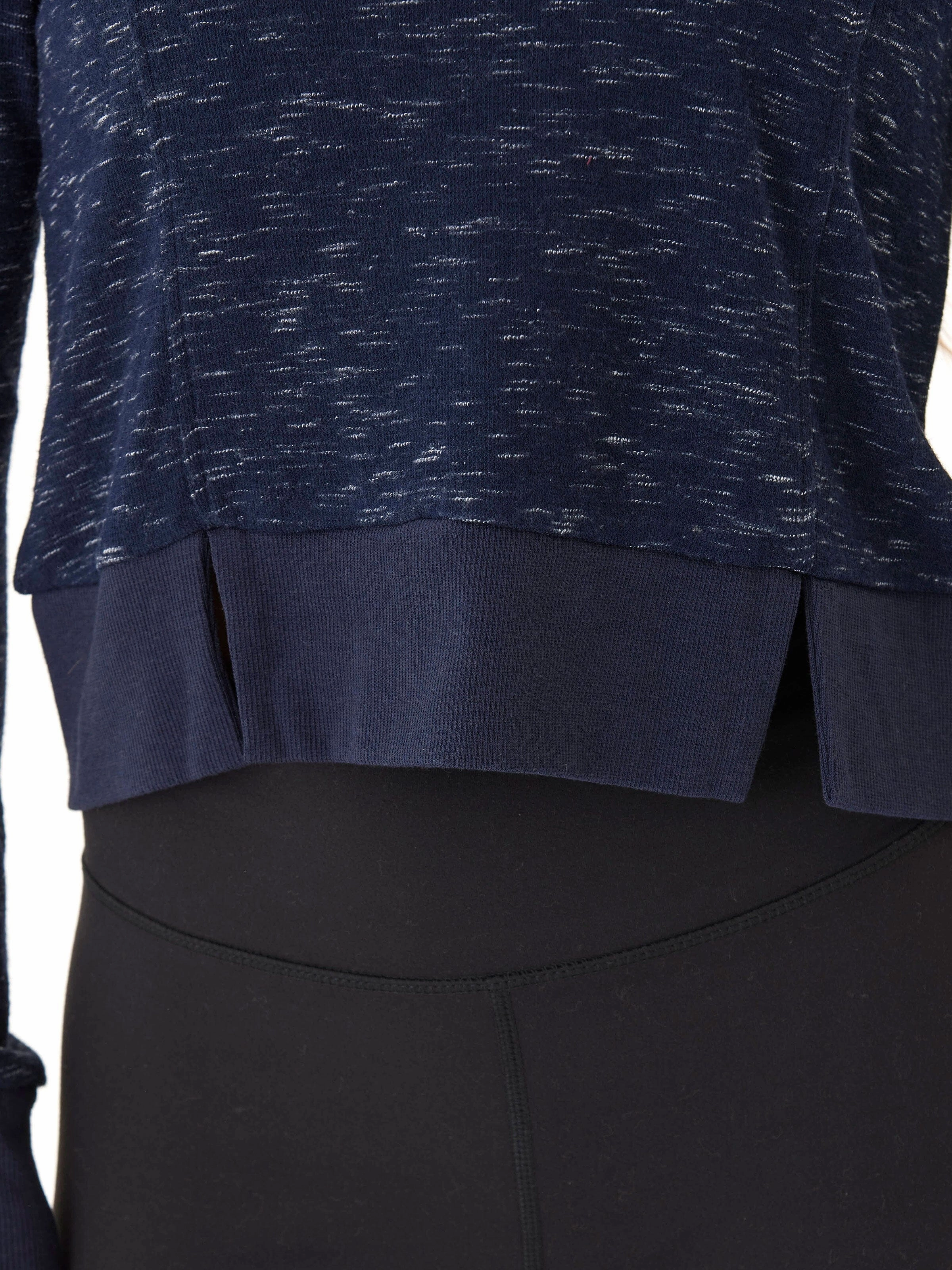 Marie Rhythm Slub Step-Hem Pullover WrinkleFreeFinish Laser Cut Vents