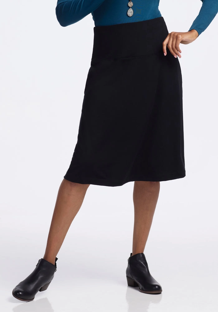 Marilyn Flowy Midi Skirt - Black Cozy Movement Smooth Look