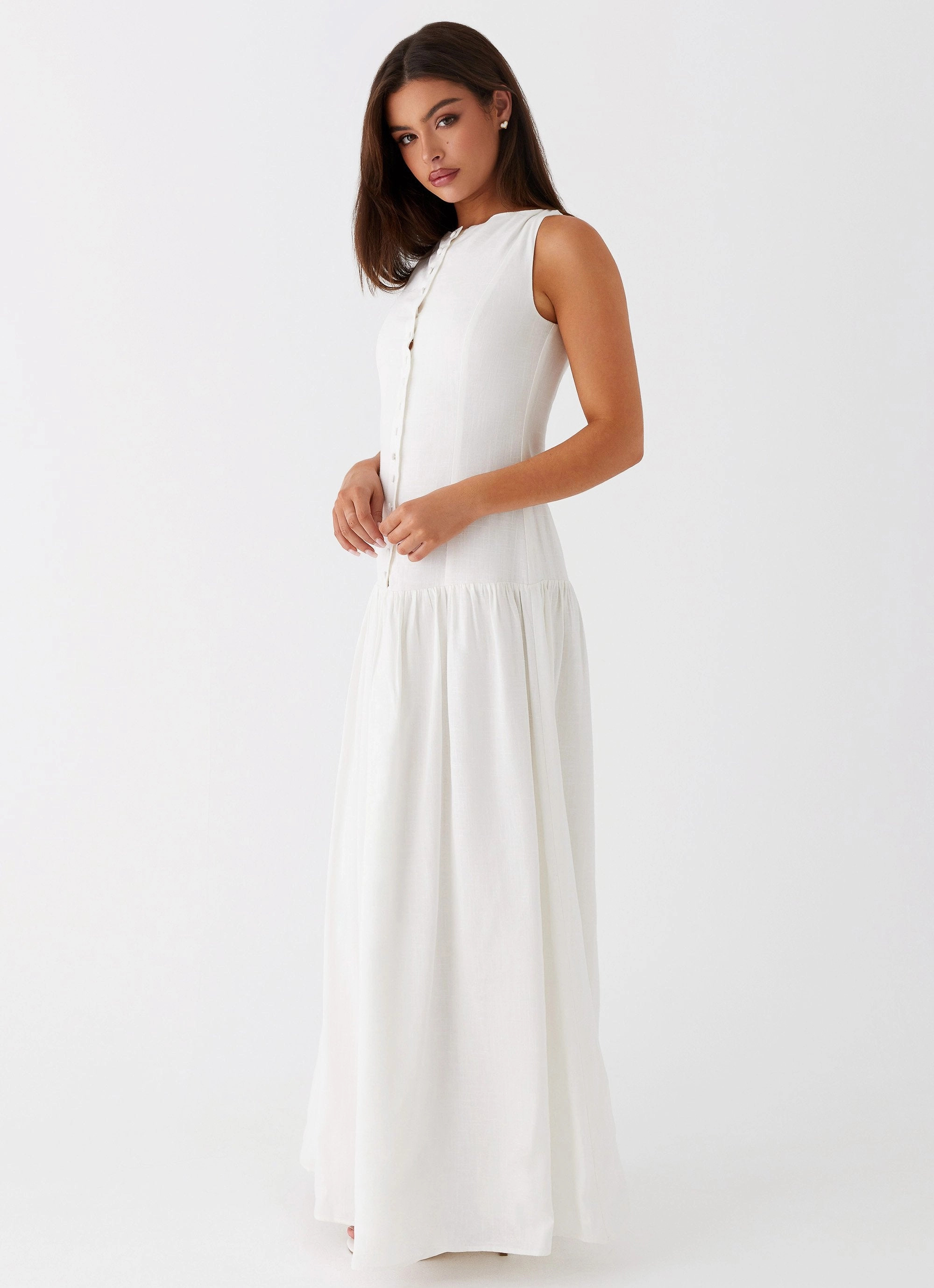 Chill Piece Meggie Linen Maxi Dress - White