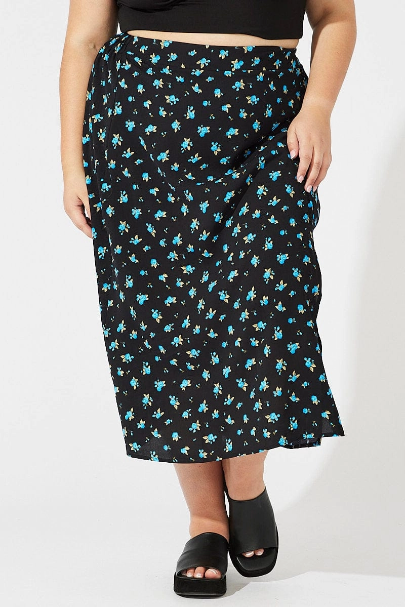Fresh Energy Unique Feature Black Ditsy Split Front Midi Skirt Ditsy Print