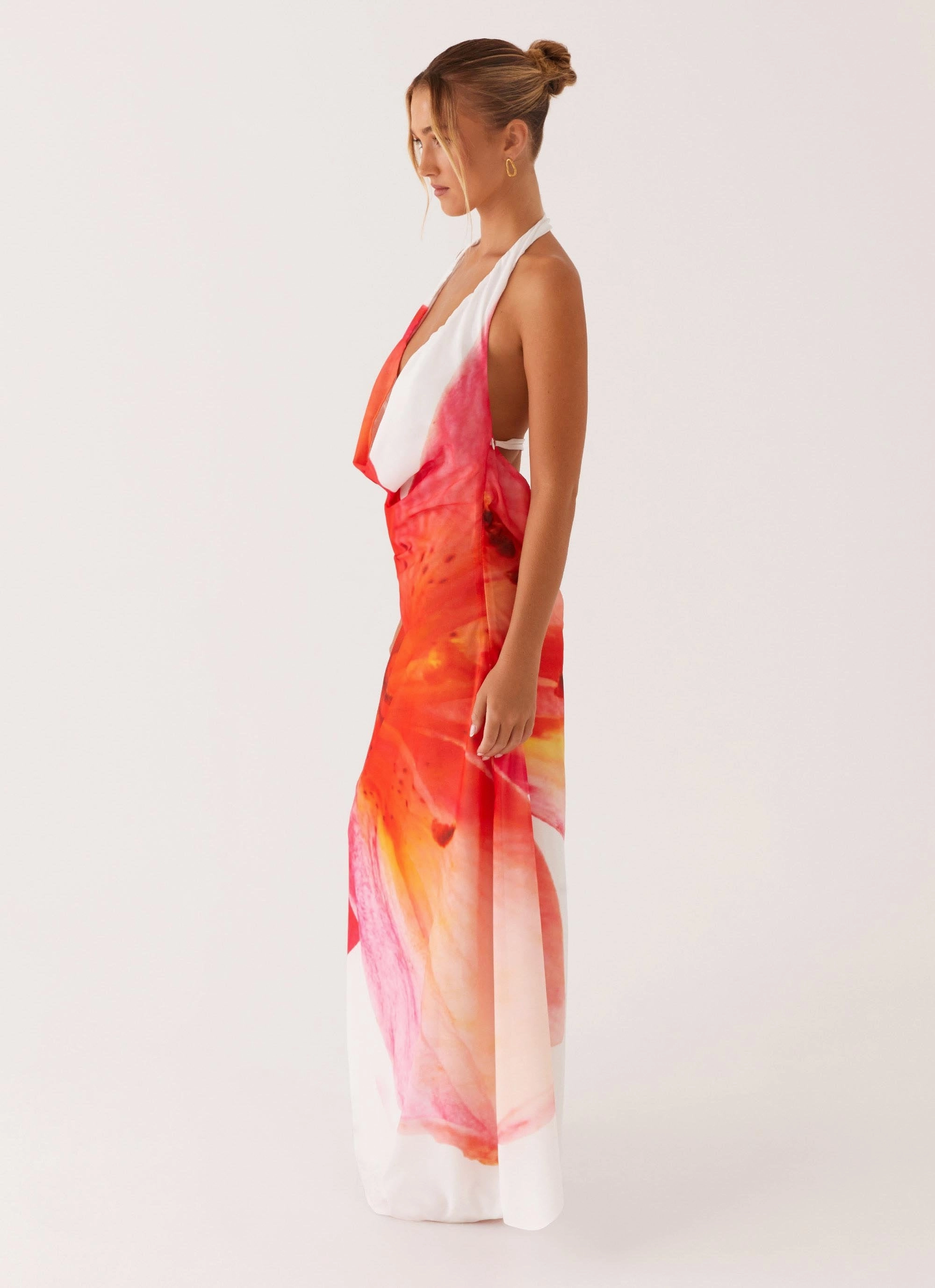 Calabasas Maxi Dress - White Floral Perfect For Any Occasion A-Line