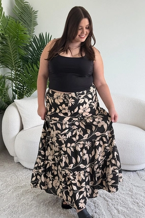 All Season Black Floral Elastic Waist Tiered Maxi Skirt