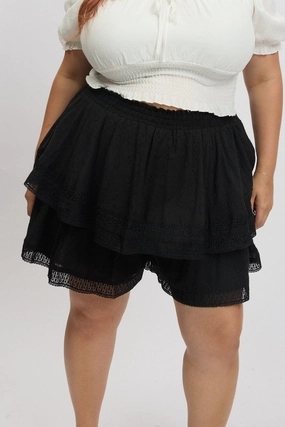Black Mini Skirt Tiered Cruise Attire