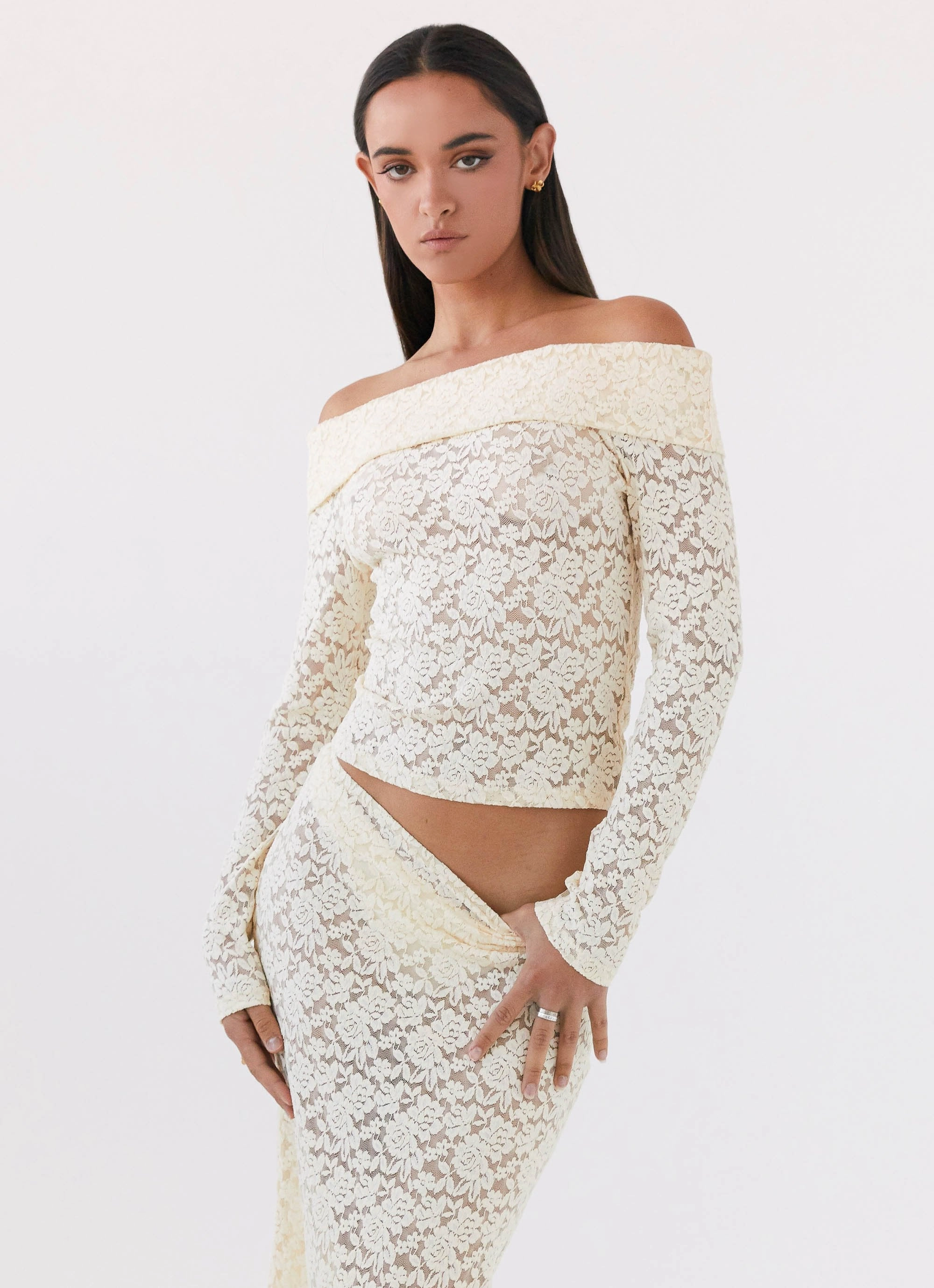 Easy to match Zephyra Lace Long Sleeve Top - Natural