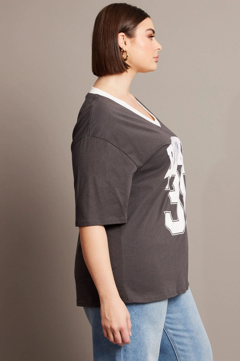 Grey Oversized T-shirt Short Sleeve V-Neck Minimal Fashion Wrinkle Free Fabric