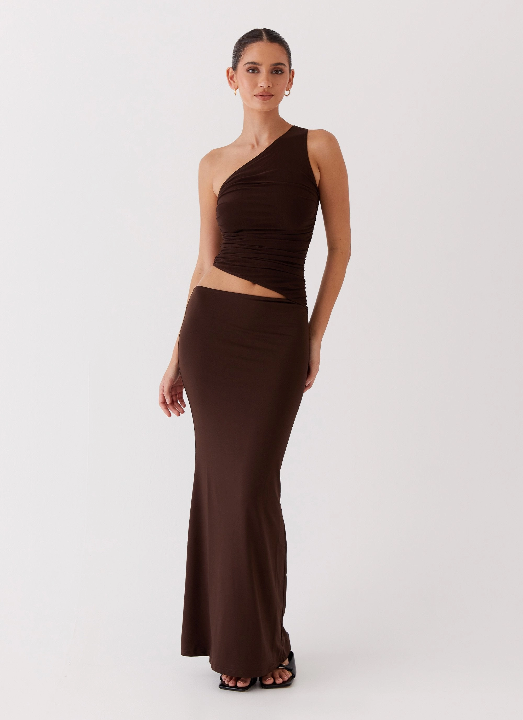Non-Iron SustainableCotton Seranella One Shoulder Maxi Dress - Chocolate