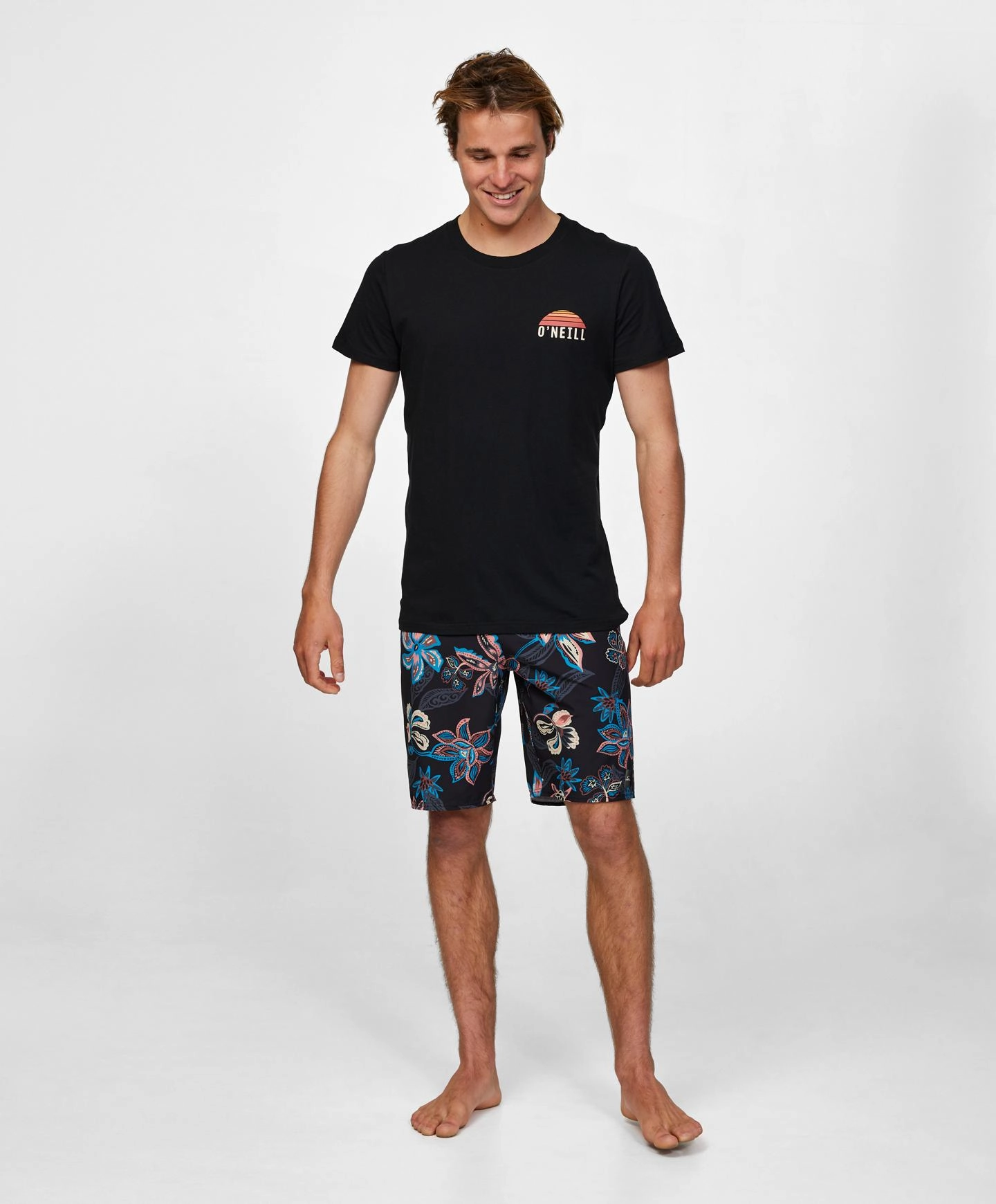 Mountain T-Shirt - Black Double Stitched Hem