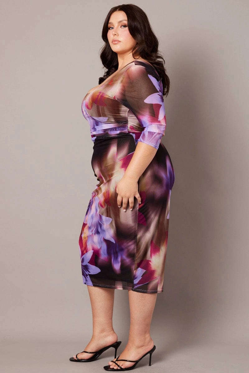 Polished Fit Multi Abstract Mesh Scoop Neck Short Sleeve Dress