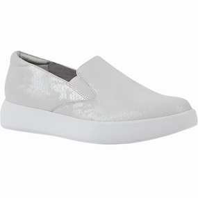 Frost Step Feet Relief Munro Women's Lennox Slip-On Sneaker - White Snake Print Suede